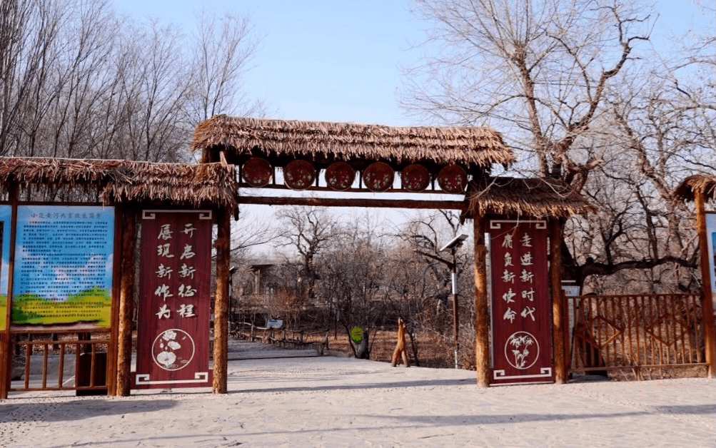 世界上最大的恐龙足迹化石群——刘家峡恐龙国家地质公园(刘家峡恐龙