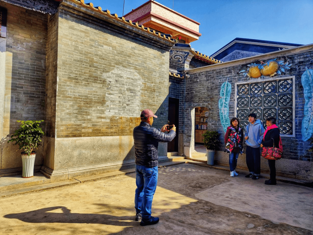 争创全国文明典范城市79丨文明游三乡,红火过大年_游客_旅游点_市民