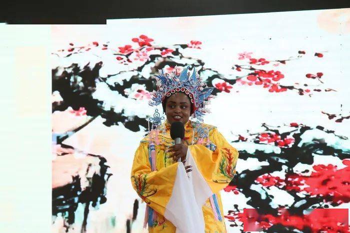 中肯企业家春节联谊会在内罗毕举行_手机搜狐网