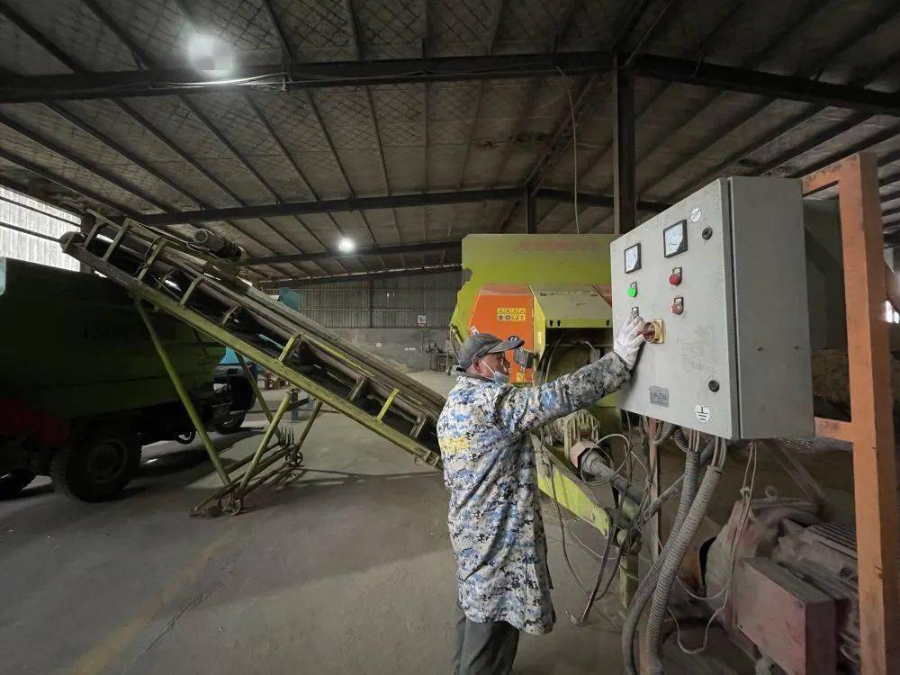 莲花县走"牛"路兴"牛"业发"牛"财_肉牛_养殖_良坊镇