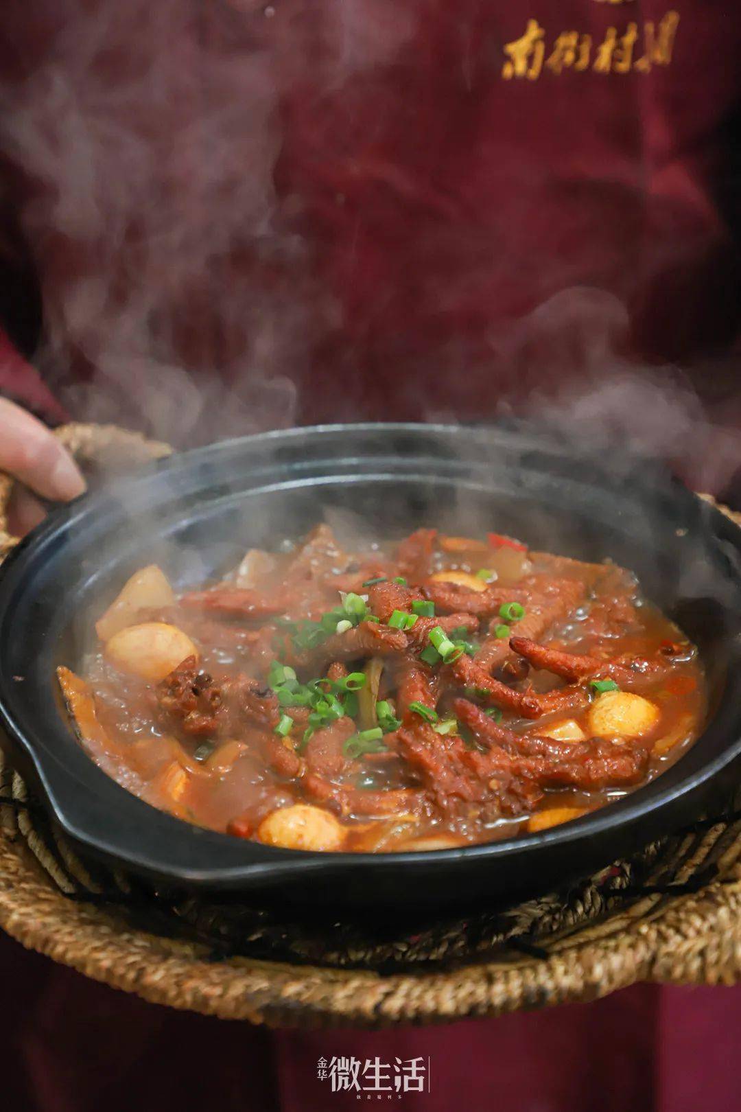 金华这家汤溪饭店搬了2次家,吃它的人追了17年._什么_鸡爪_马兰头