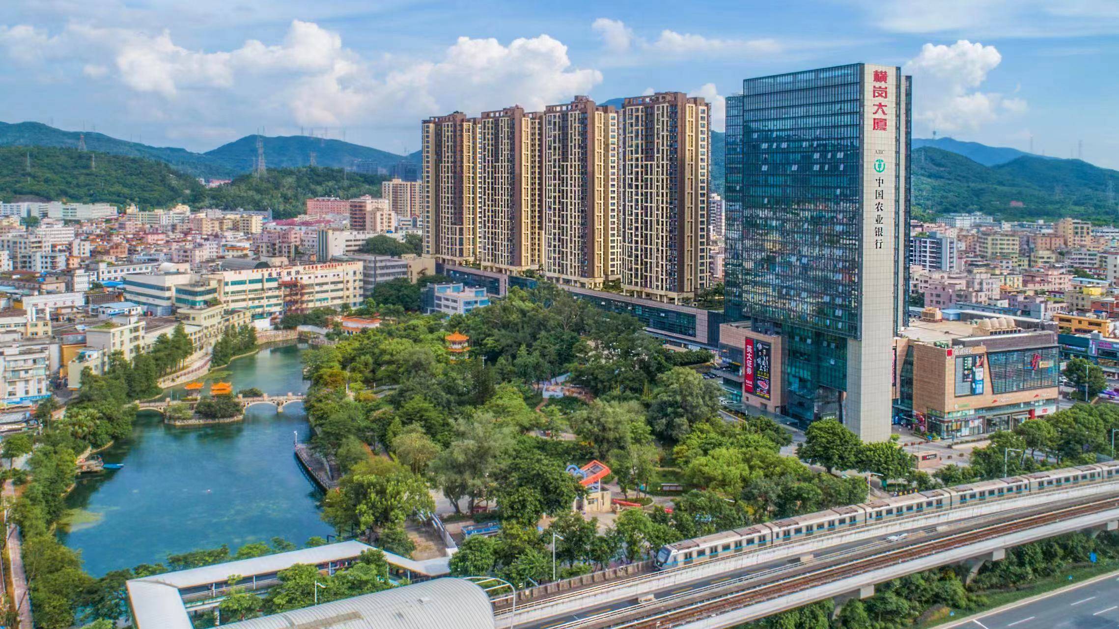 横岗街道:锚定"科技智造城,创意生活谷",吹响高质量发展冲锋号_建设