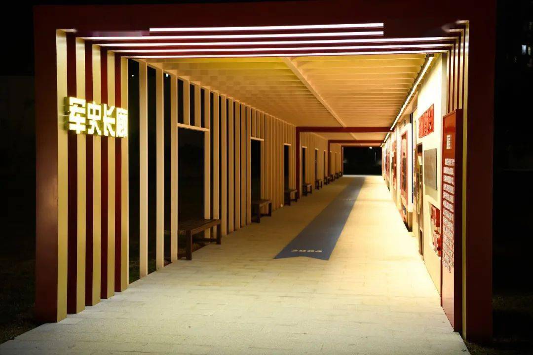 学习贯彻二十大 | 走,一起去"网红"军史长廊打个卡!_红色_传承_南海