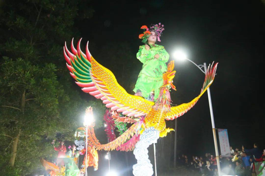 信宜这里飘色回来了!你去看了吗?_网站_人们_村民