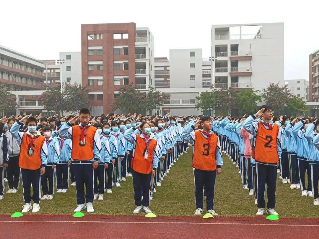 多图直击云东海中小学幼儿园开学→_小朋友_醒狮_寓意