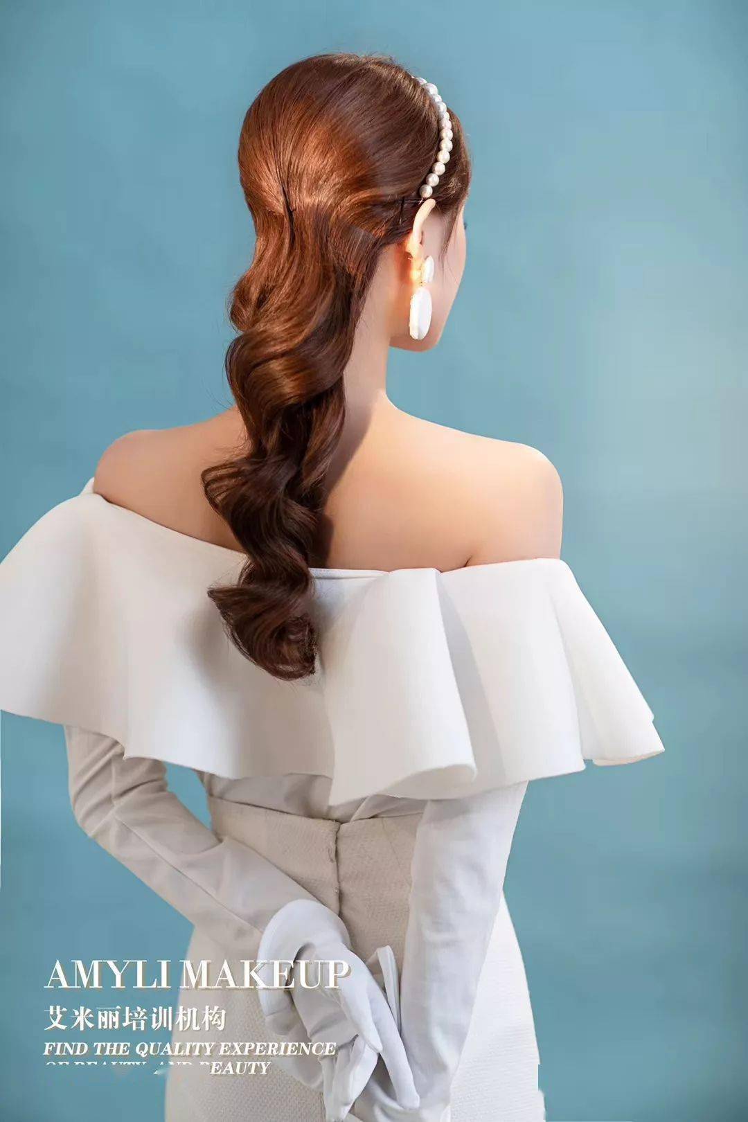 简约韩系+减龄抽丝+中式复古新娘造型出炉美炸裂