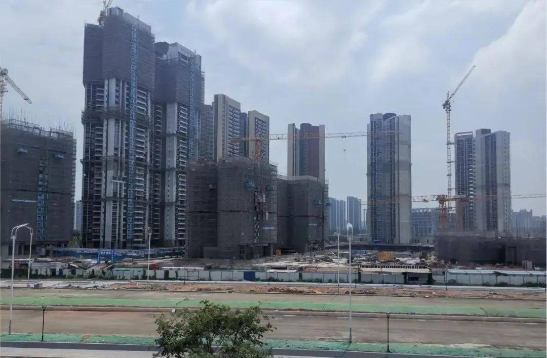 广东房东诉苦年年降租,经常收不到租!_租金_区域_租赁