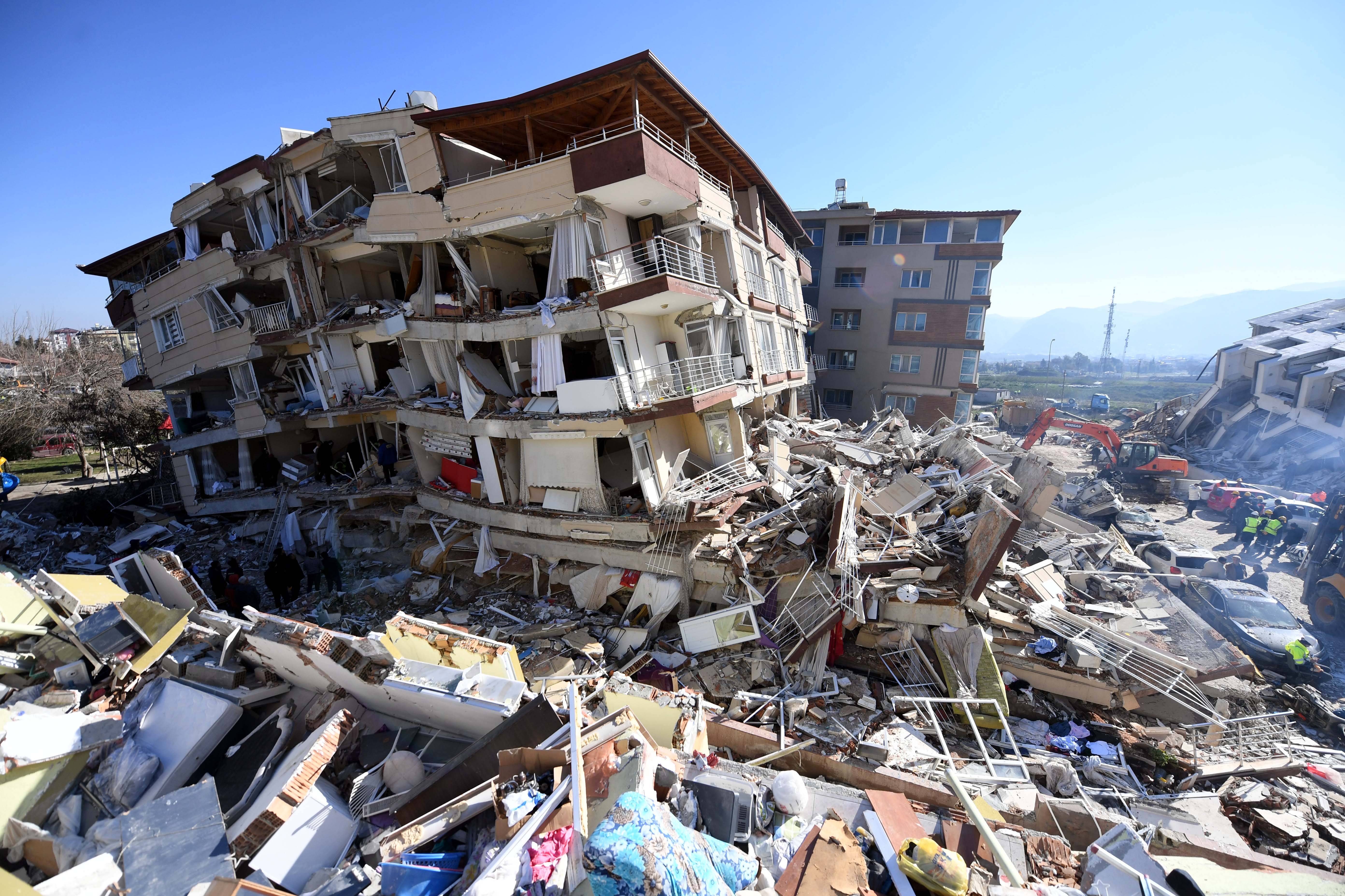 阿勒颇地震图片