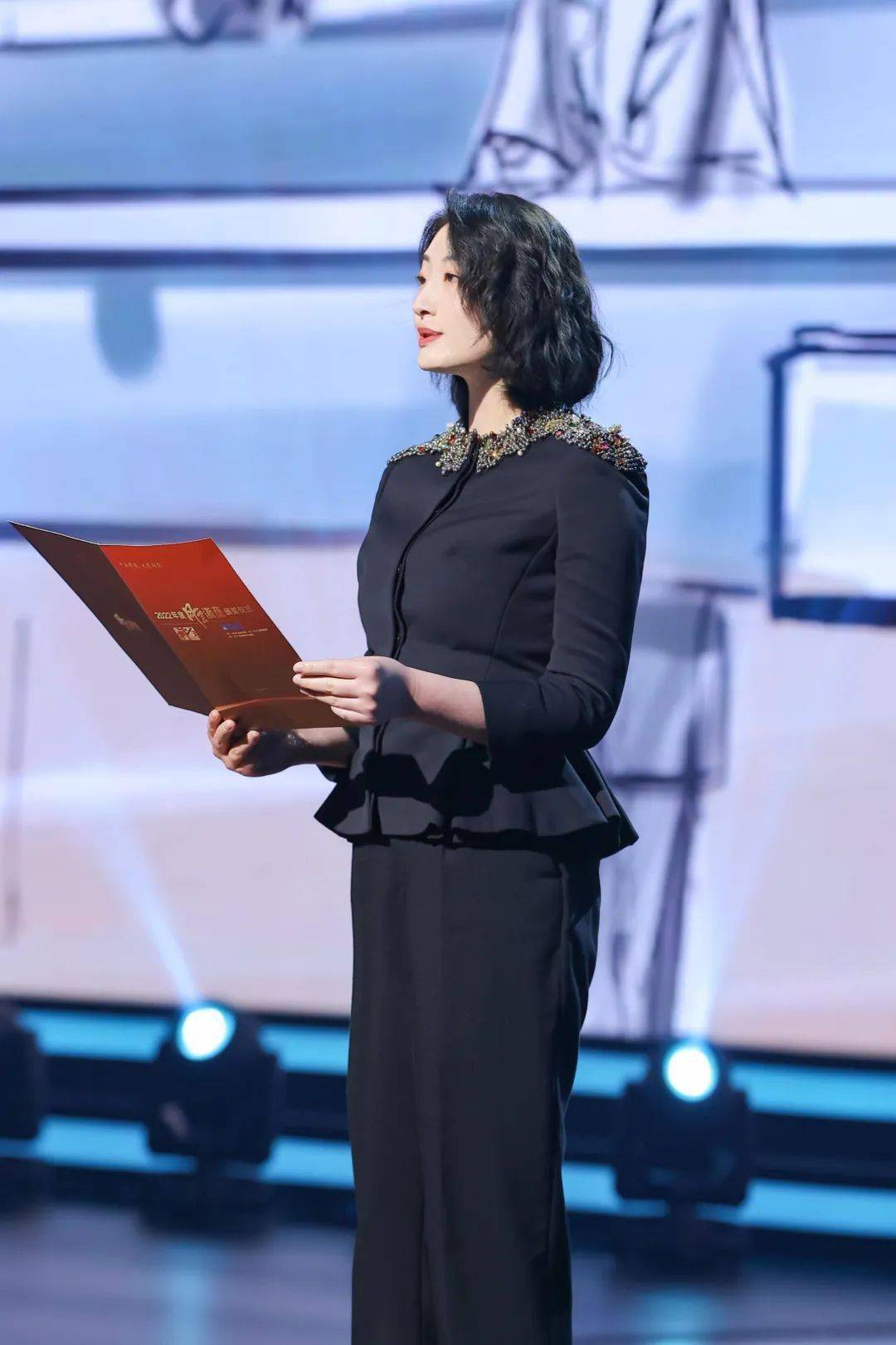 宗庆后宗馥莉出席2022年度风云浙商颁奖典礼,以新时代浙商精神书写新