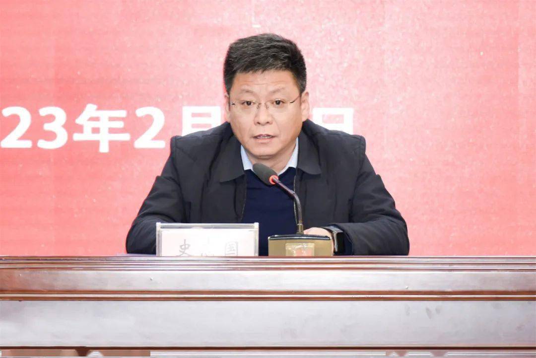 【锚定"第一方阵" 坚持"两个承载" 全面提升教育教学质量】万荣县高中