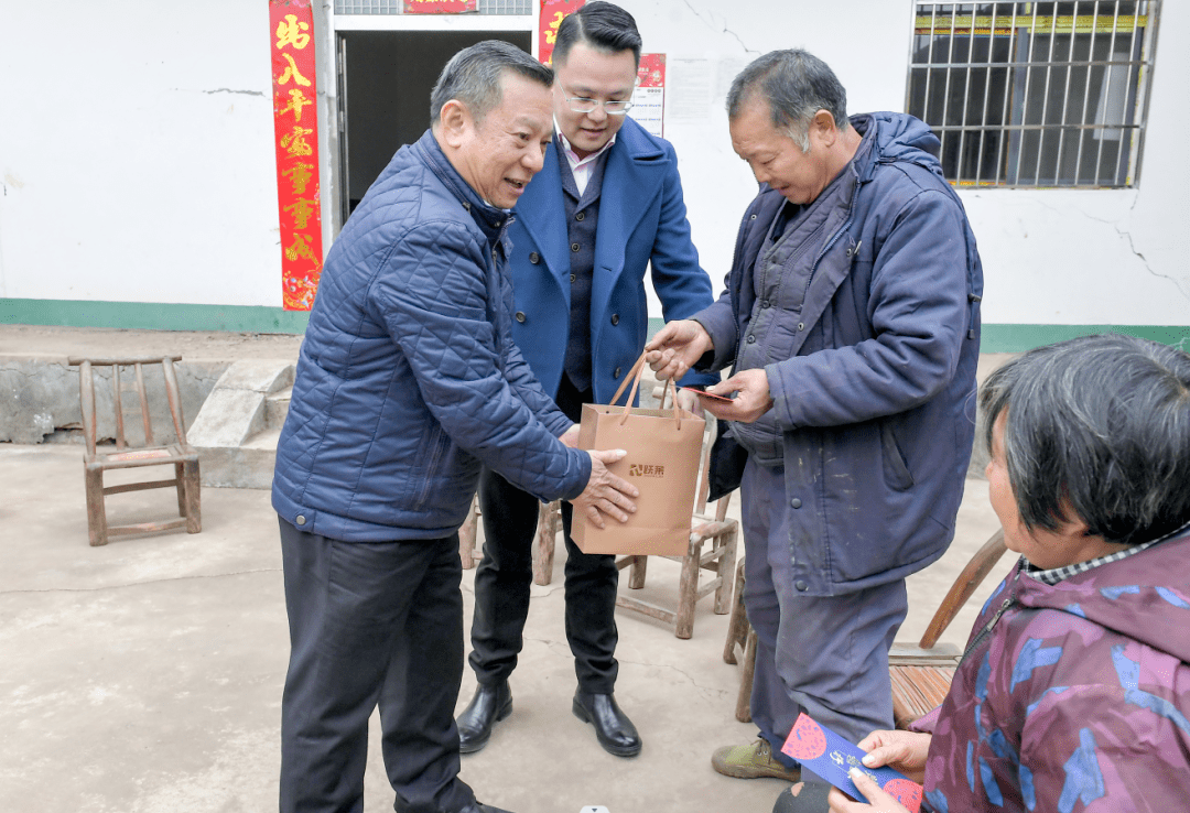 宜城市刘猴镇新书记图片