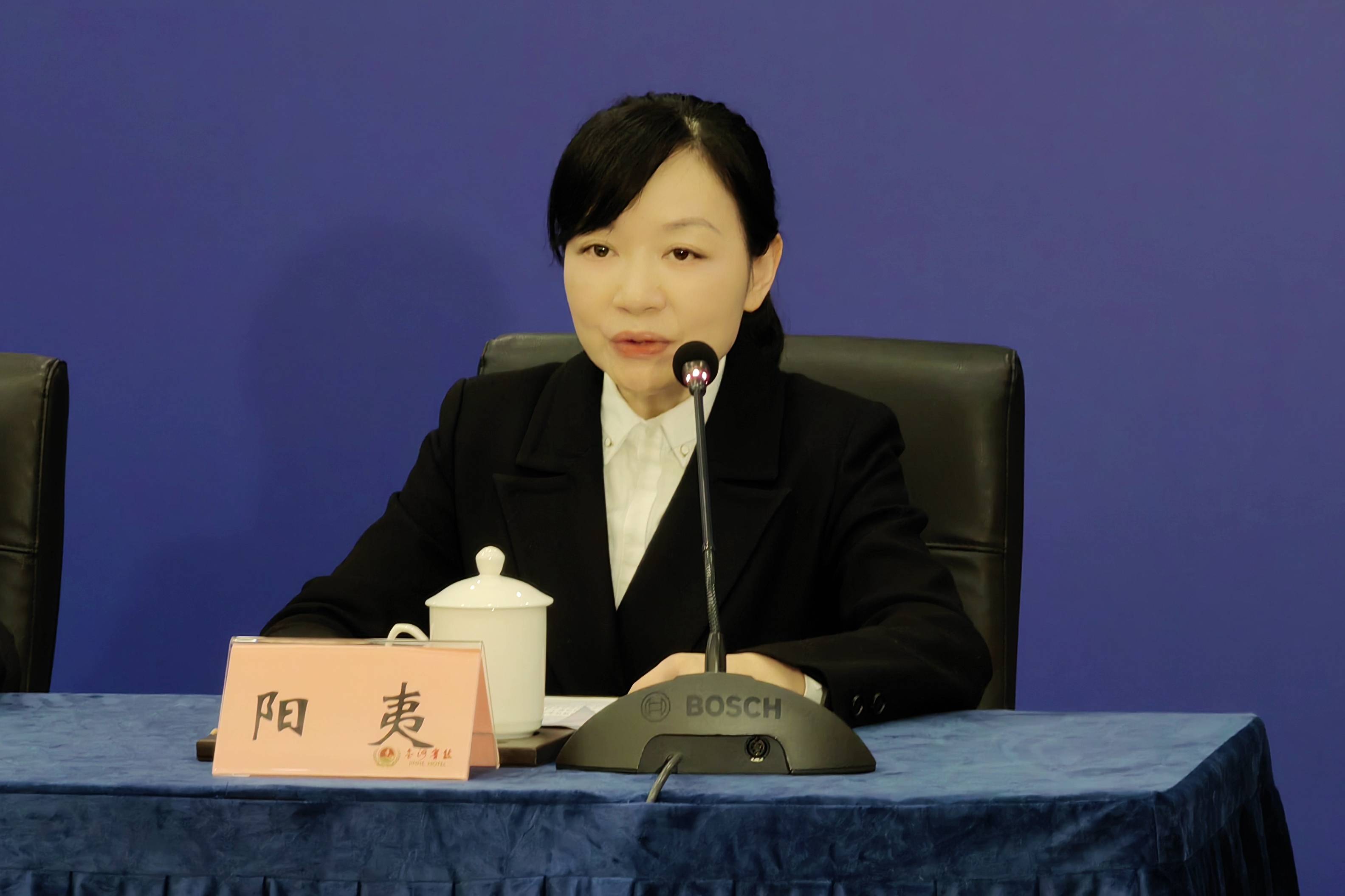 成都市委组织部部务委员,市委人才办专职副主任阳夷介绍,省委赋予成都