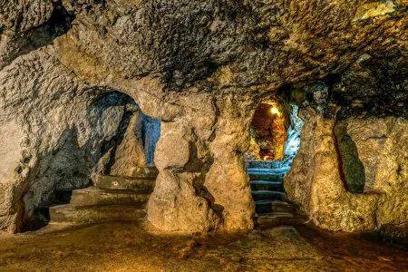 组图:土耳其地下不可思议的巨型古城_德林库尤_城市_通道