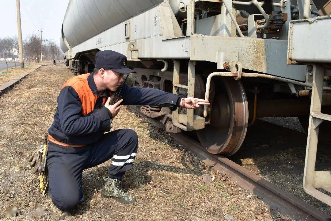 津山两大繁忙干线的咽喉要塞是北京局集团公司管内集列车解编中转及客