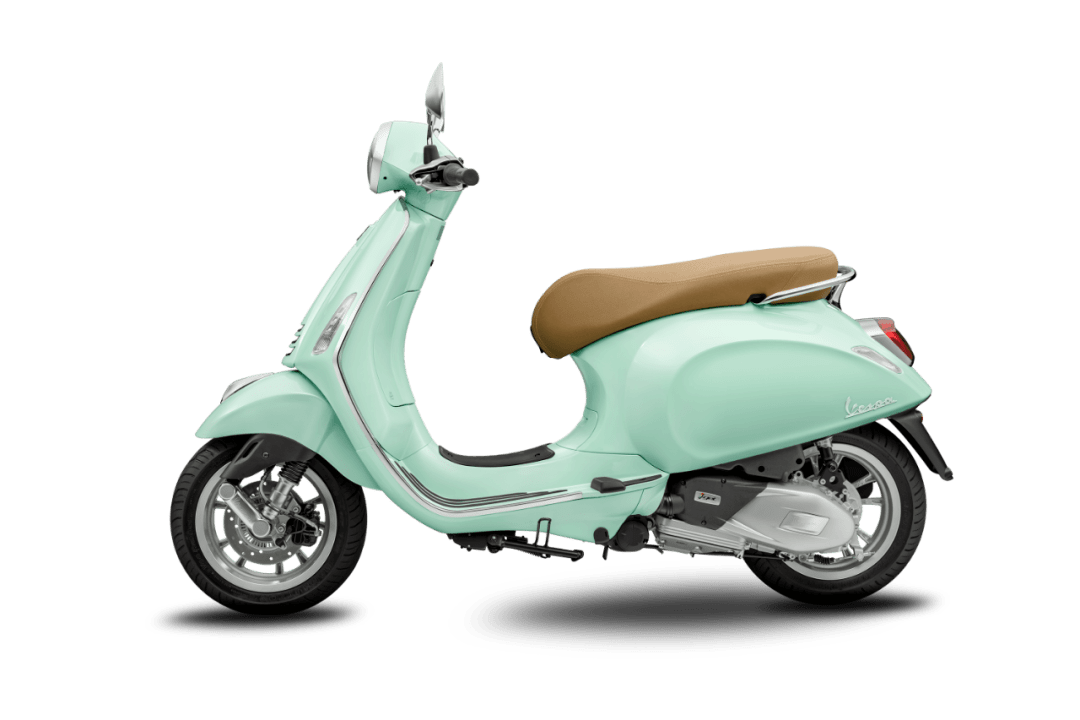 vespa primavera 全车薄荷绿涂装活泼清新,外观设计尽显俏皮活泼可爱