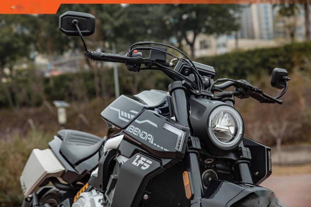 机甲运动神兽——奔达lfs唐刀700评测_搜狐汽车_搜狐网