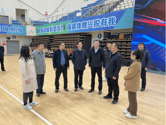 刘郑调研内蒙古自治区第十五届运动会和六残运会比赛