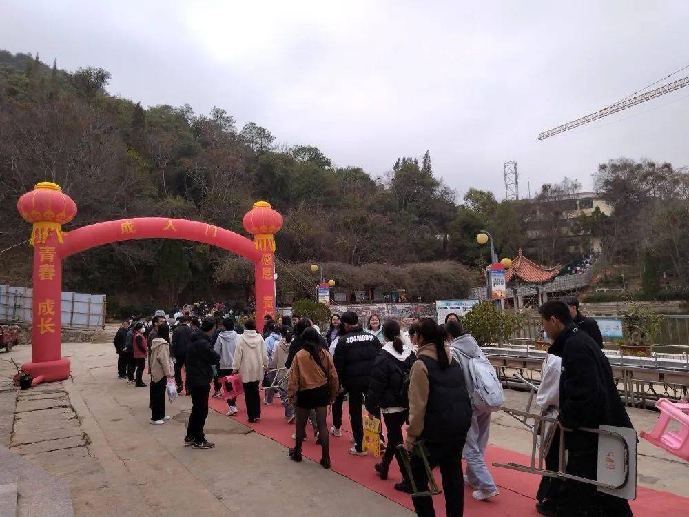 易门一中:研高考集思广益 逐梦想高效备考_分析_进行了_工作