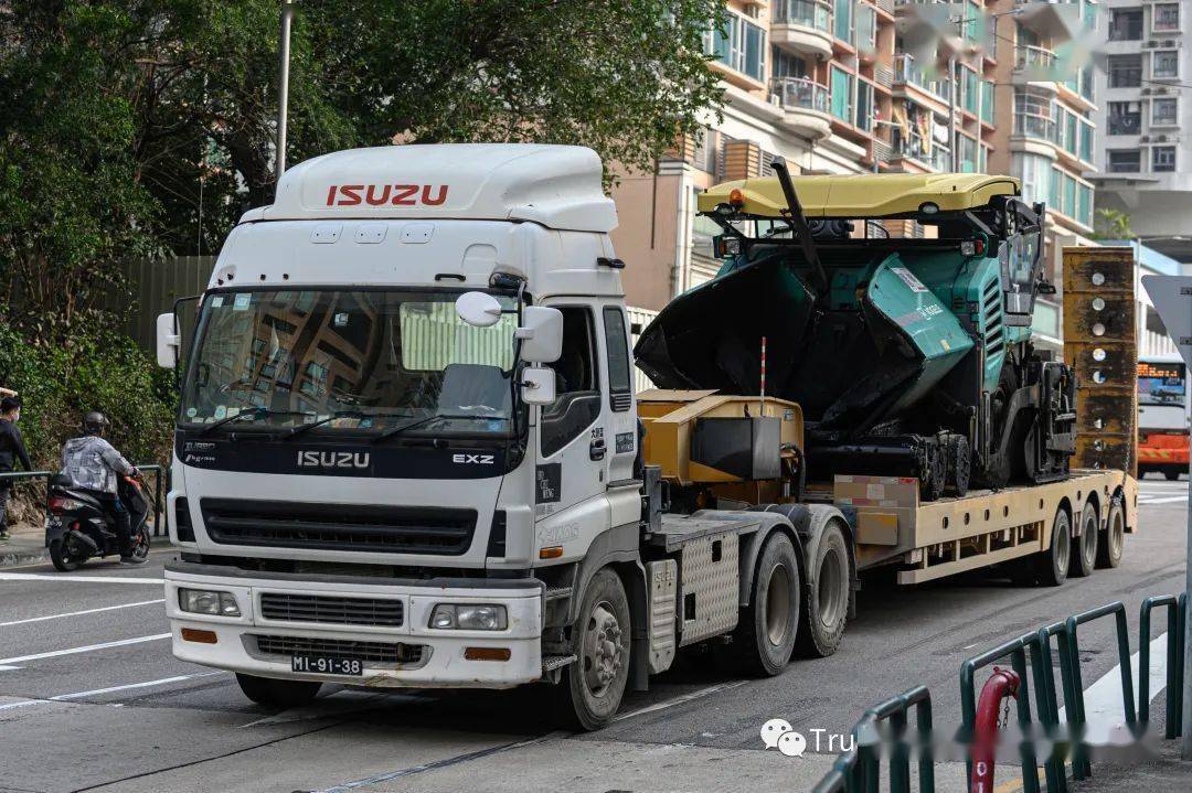 20年车龄老车满街跑 澳门街头街拍重型卡车_搜狐汽车_搜狐网