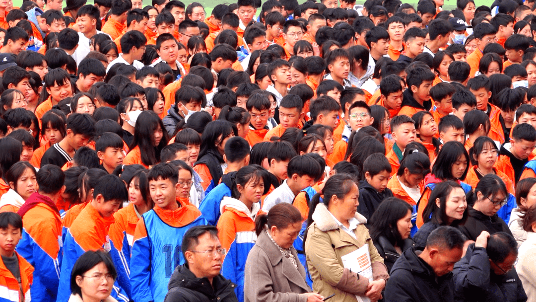 67会东县大桥中学开展"拒绝校园欺凌,共建平安校园"主题教育活动