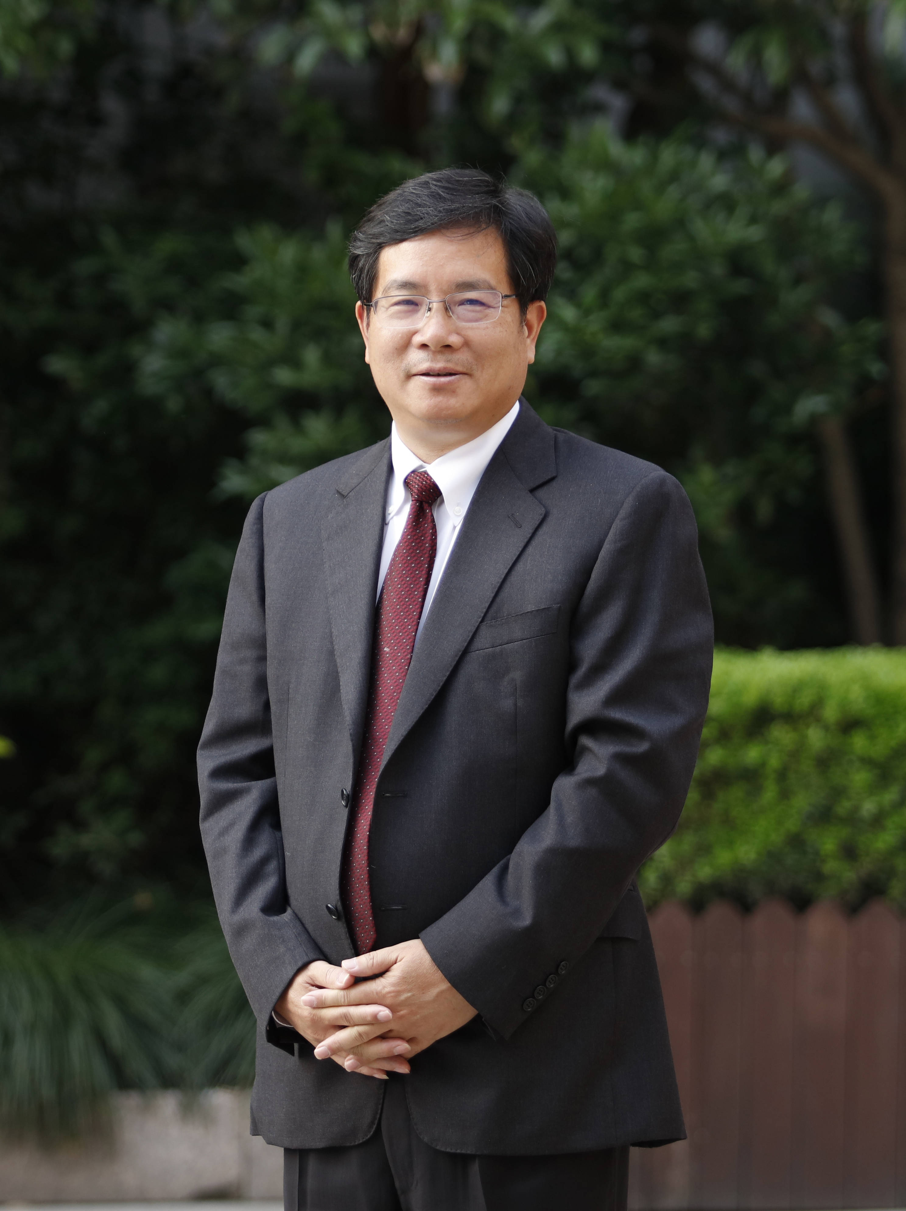 全国政协委员贝达药业董事长兼首席执行官丁列明创新药