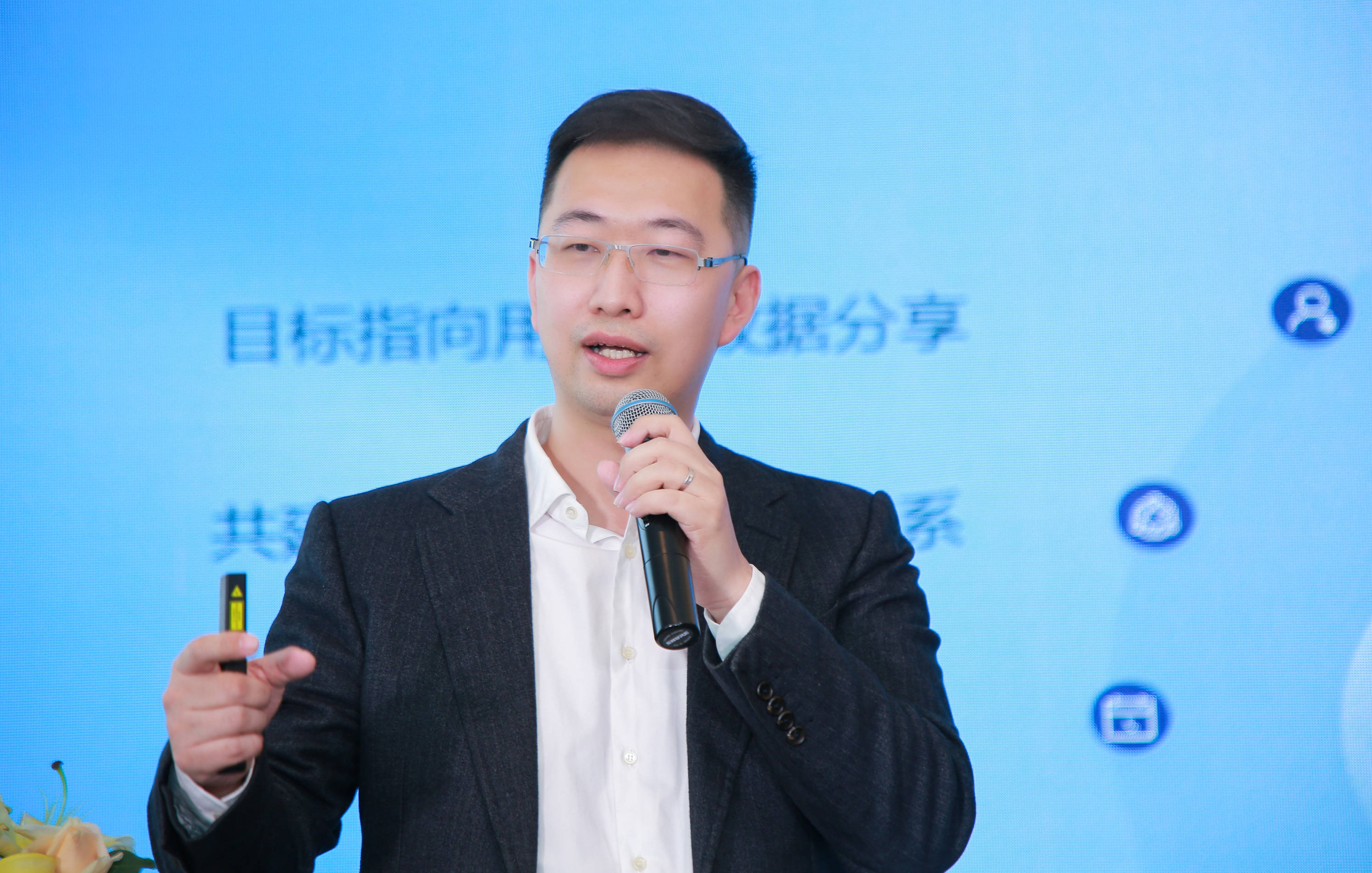 专访官栈创始人张宇：当滋补品进入快消场景，对用户价值的思考是关键_企业_品类_消费