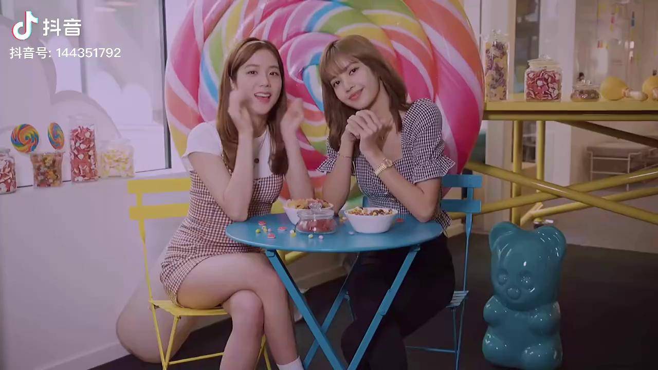 荔枝cp 哈哈哈 有趣的灵魂在一起跳有趣的舞jisoo lisa 春风醉