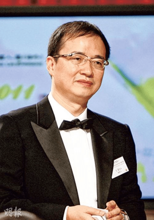 剥离医疗业务,荣丰控股要重回地产老路 | 新地产_王征_转型_中国