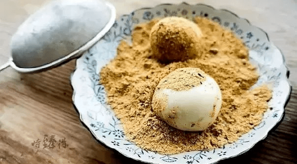 因为这里有"浙江第一豆腐"的白水洋豆腐,"紫阳街顶流"海苔饼,"大人"豆