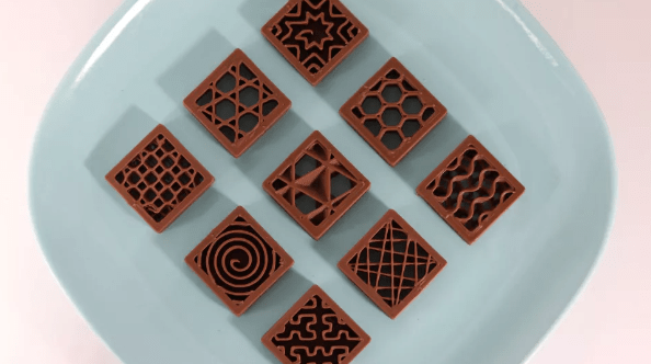 巧克力3D打印机即将上市 最大构建体积为140x150x150毫米