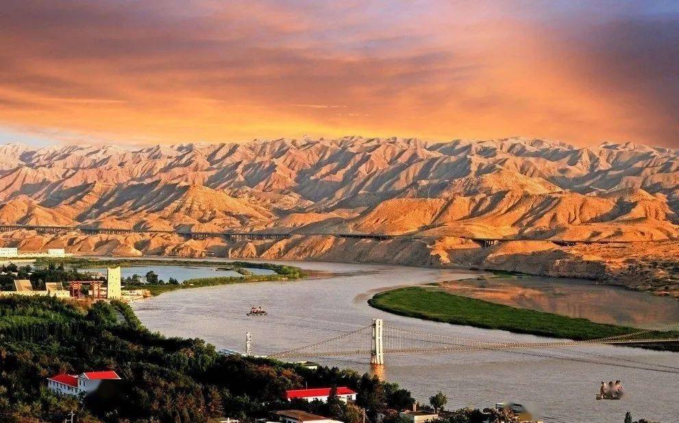 九曲黄河十八弯 | 用脚丈量沙漠,用心行走宁夏_沙坡头_影城_中国