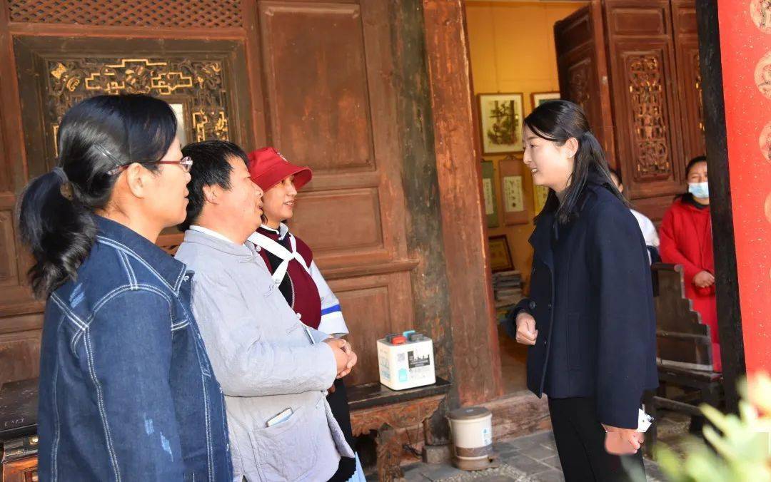 副市长魏妮娅到古城区开展"三八"妇女节走访慰问暨"三访四察五送"工作