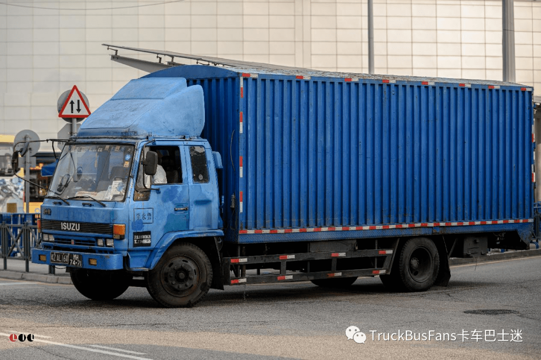 三十年老车依旧坚挺——澳门街头街拍日系卡车_搜狐汽车_搜狐网