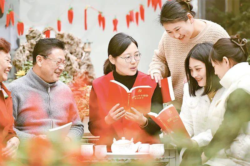 妇女是人类文明的开创者、社会进步的推动者_家庭_建设_物质文明