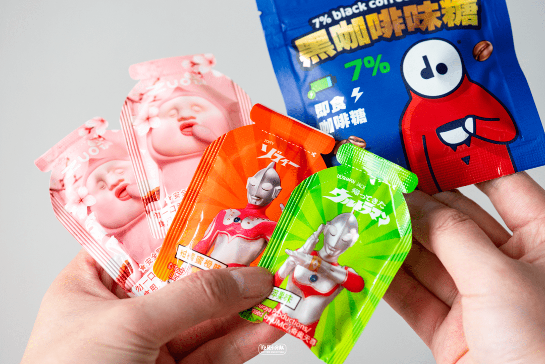 零食_口味_奥特曼