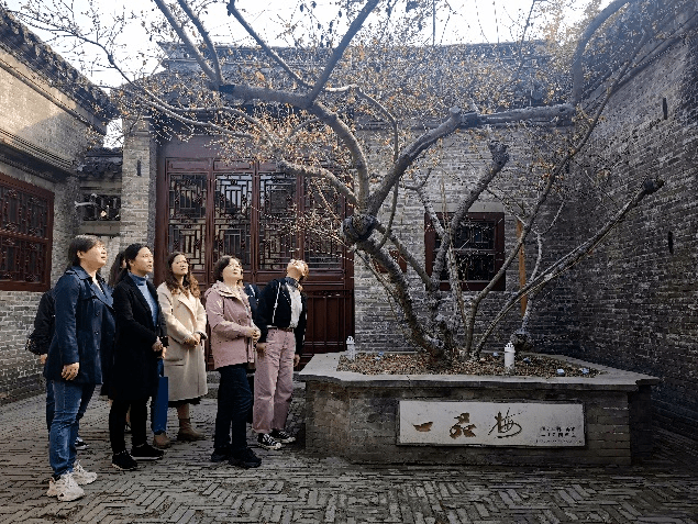 巾帼之志—市统计局举行"三八"国际妇女节主题活动_周总理_淮安_精神