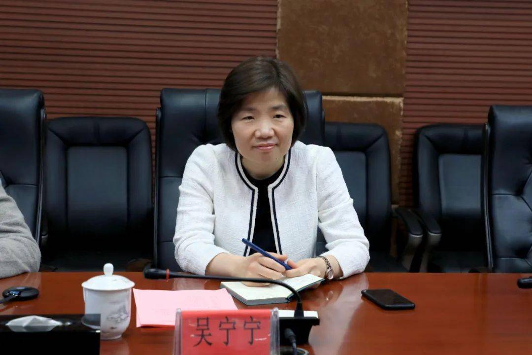 天津荣盛盟固利新能源科技有限公司董事长吴宁宁来经开区调研考察