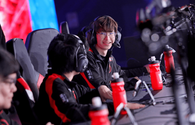 奶茶大胆点出ag问题,对一诺过度保护,未央迫切希望回到首发_比赛_纪录