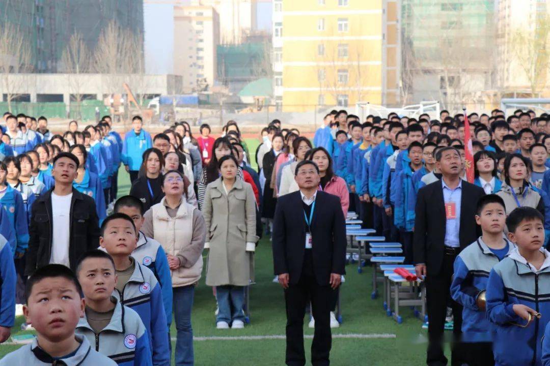 东明县清华园学校2022—2023学年第一学期期末表彰大会暨九年级誓师
