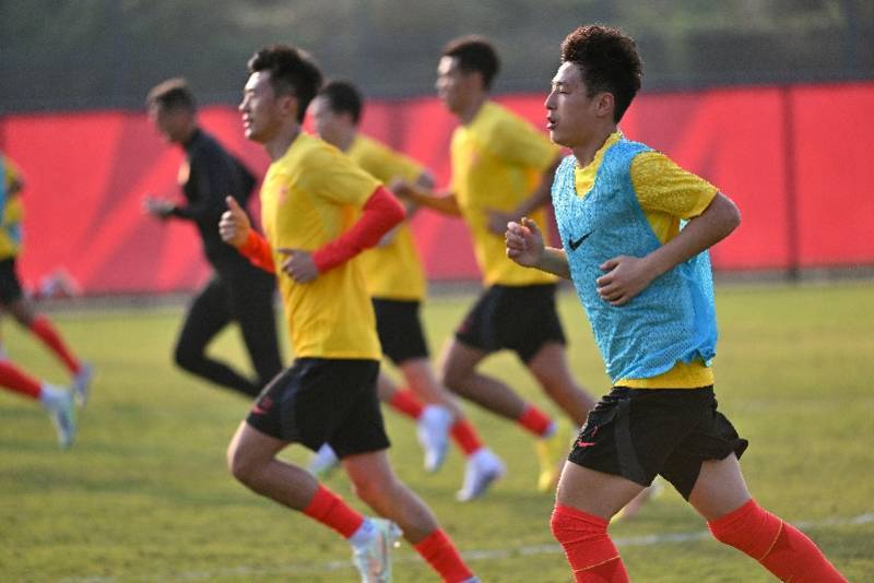 摒棄急功近利的心態，中國足球才有機會搞起來