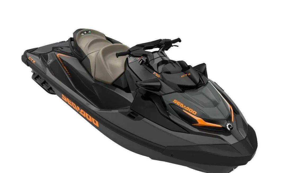 的稳定性和控制能力,配有一个巨大的70l燃油箱和三个rotax发动机选项