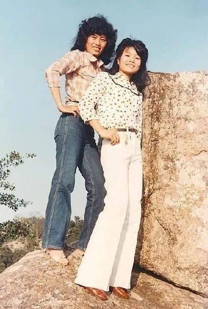 我,深圳第一代打工妹,1983年穿上了500块钱一条的裙子_图释_香港_凯达