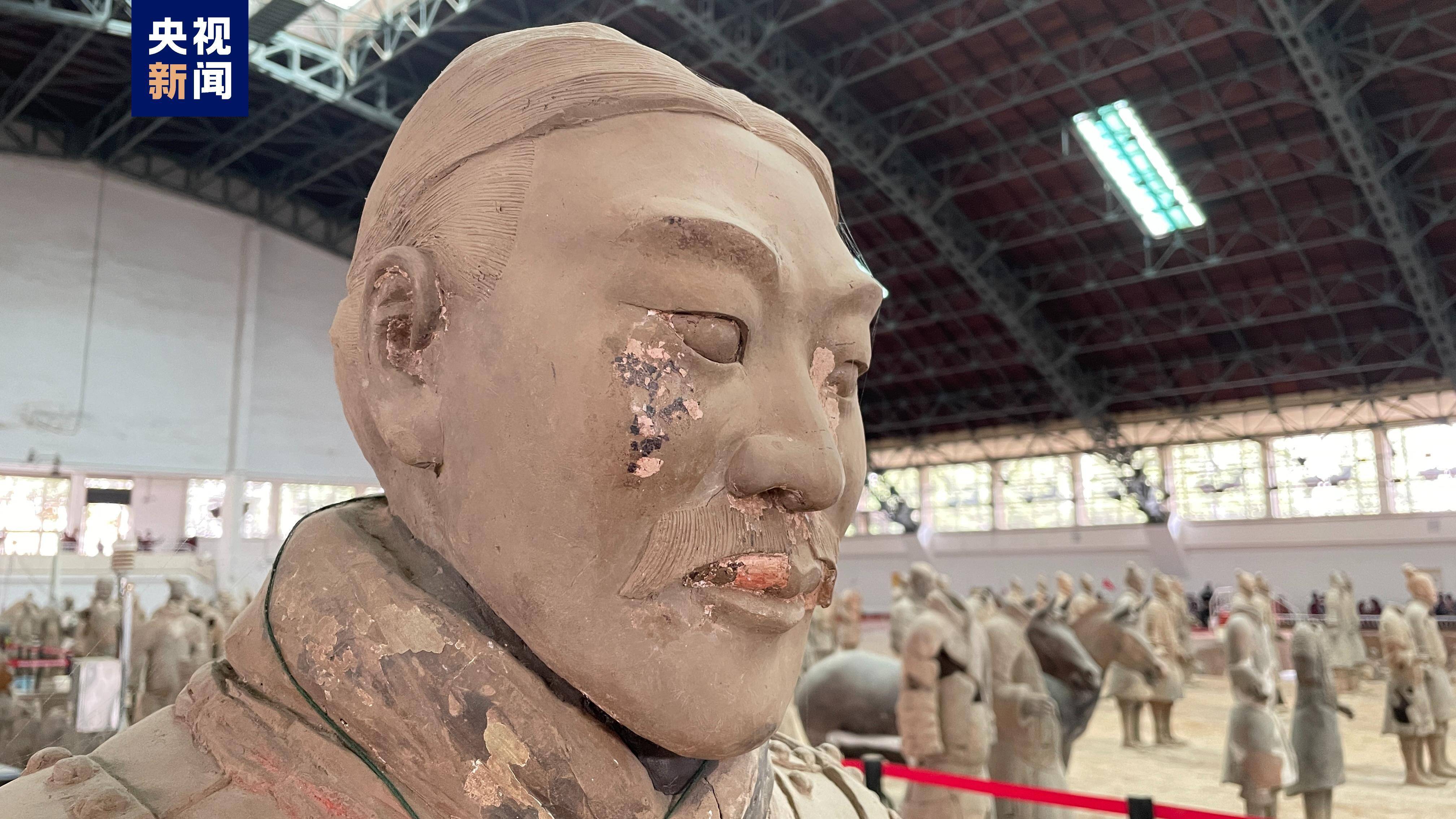 兵马俑一号坑第三次发掘公布最新成果_考古_秦俑_兵器