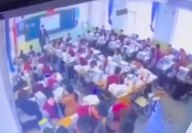 初三学生被罚站倒地去世,家属质疑老师“冷眼旁观”,警方回应:已经在调查取证_孩子_新闻_科任