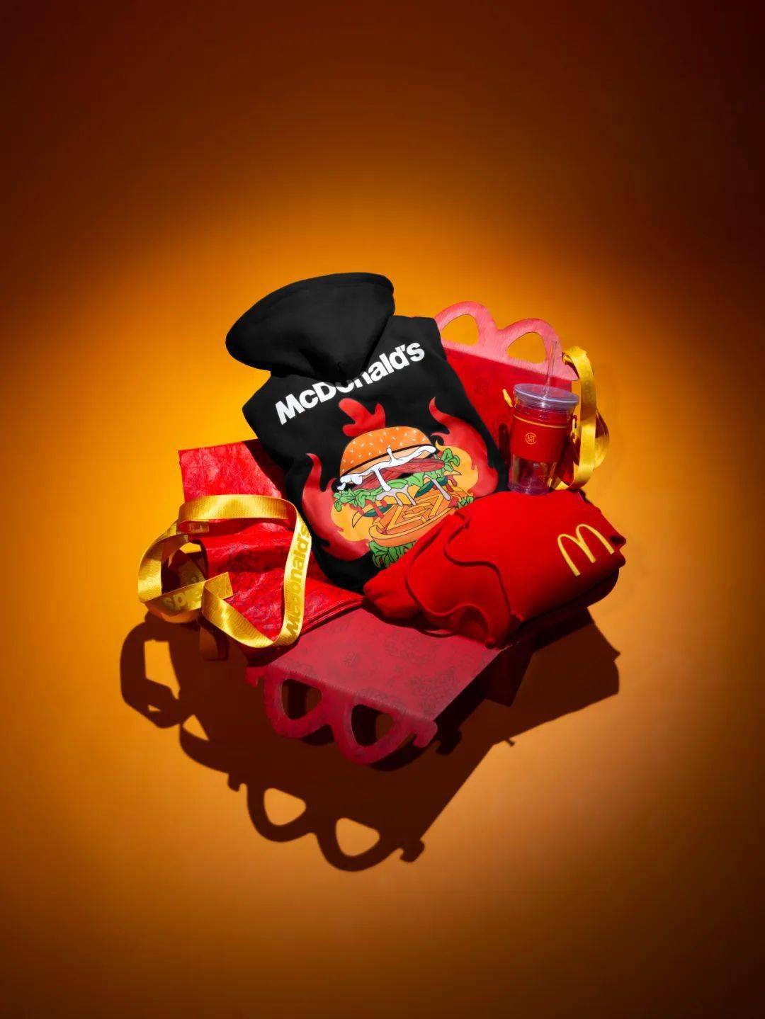 麦当劳联名陈冠希clot!