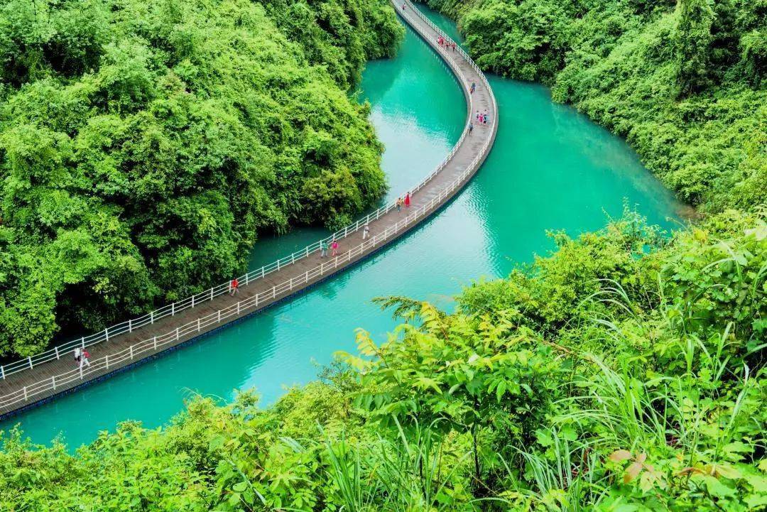 中国仙本那屏山大峡谷,土家女儿城,最美伤痕恩施大峡谷,网红狮子关,伍