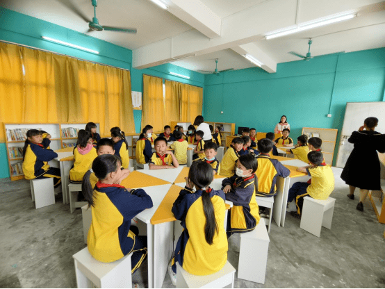 罗一舟公益图书馆落地多祝道彰小学_爱心_毕业_仪式