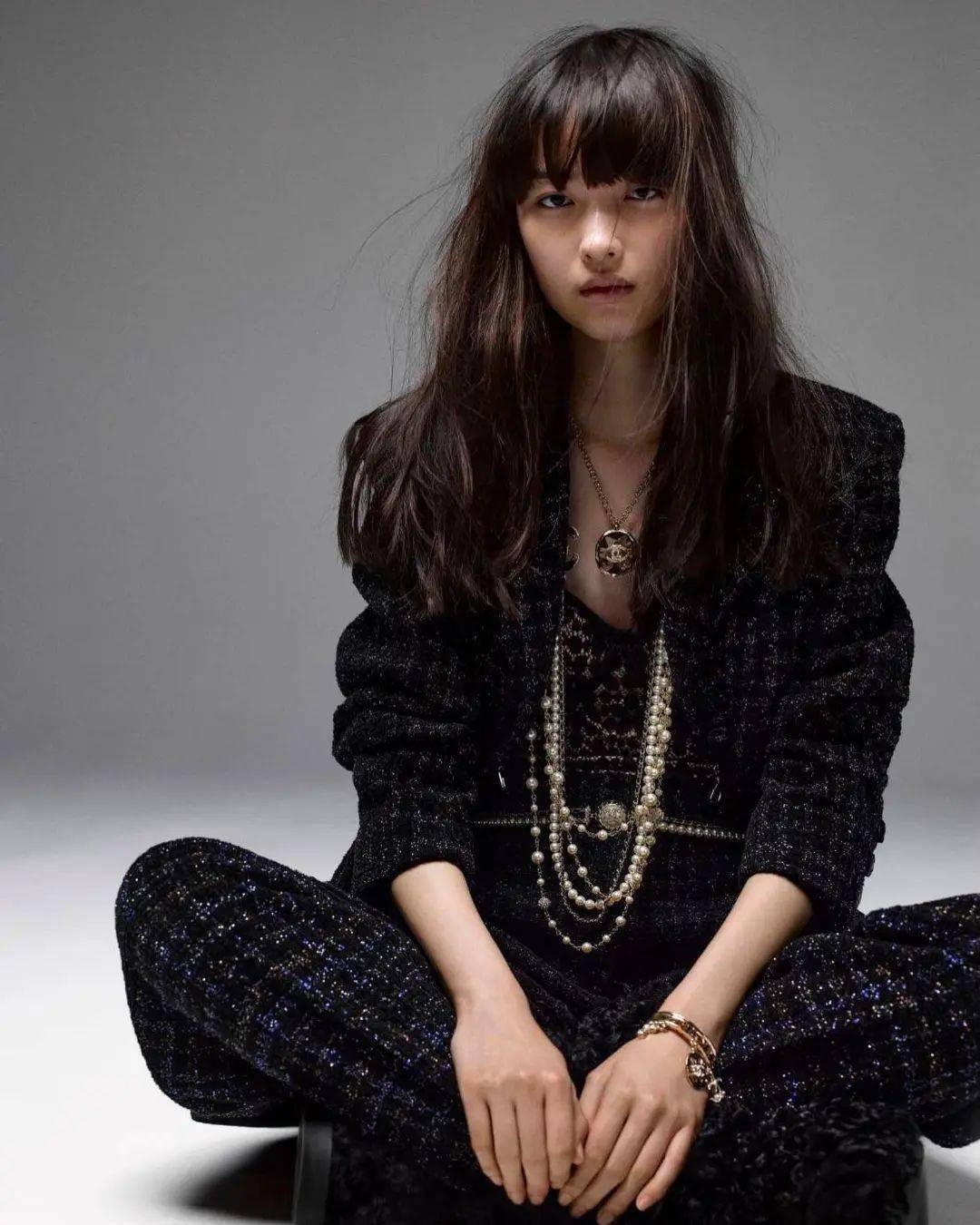 第十一代宝矿力女孩——茅岛水树_黑色_图片_日本