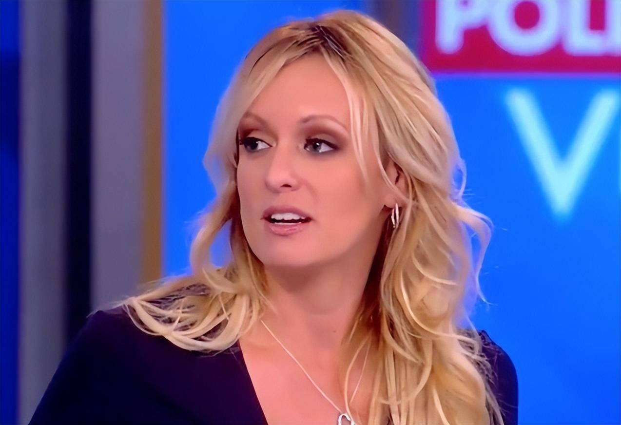 总统大选还没到就有大戏,特朗普被曝出轨,与成人电影女星有染?