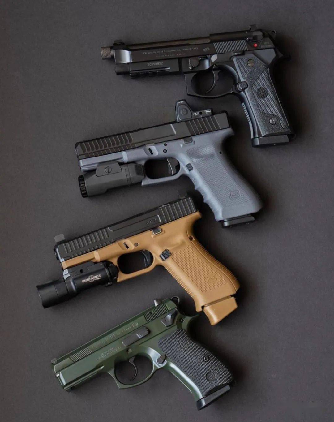 【不负韶华】加载了kab defense配件的格洛克手枪美图